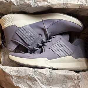 Brand new COMFORTABLE Reebok sneakers size 7.5